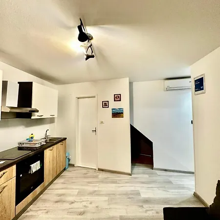 Apartma Jugo Appartamento Capodistria