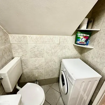 Apartma Jugo Daire Koper